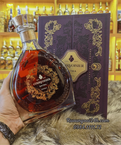 Khám Phá Hương Vị Đặc Trưng của Rượu Cognac: Một Hành Trình Tinh Tế qua Thời Gian