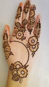 Creating Beautiful Easy Mehndi Design: Ideas and Tricks