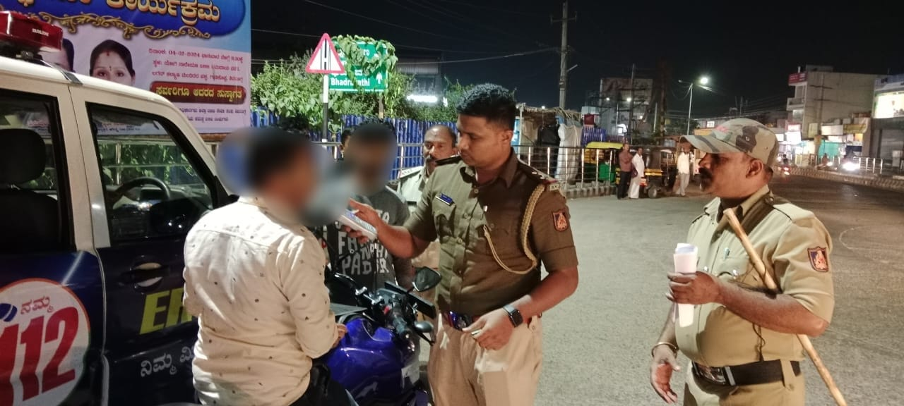 Shimoga police conduct foot patrolling and area domination patrolling and drink and drive inspection 