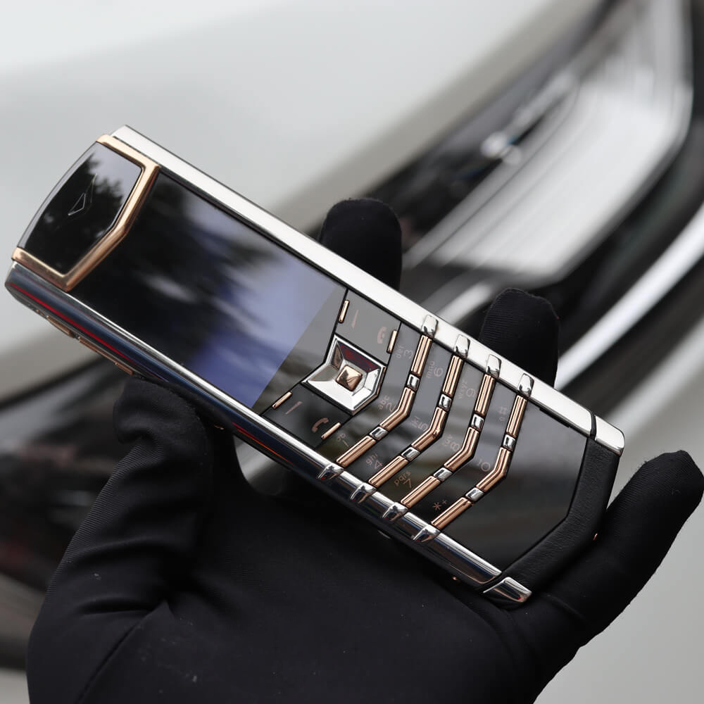 THIẾT KẾ SANG TRỌNG VÀ TINH TẾ CỦA VERTU | HOÀNG LUXURY