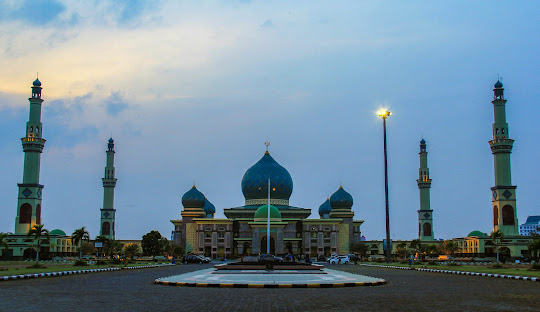 An-Nur Great Mosque, Riau Province (Photo: Google)