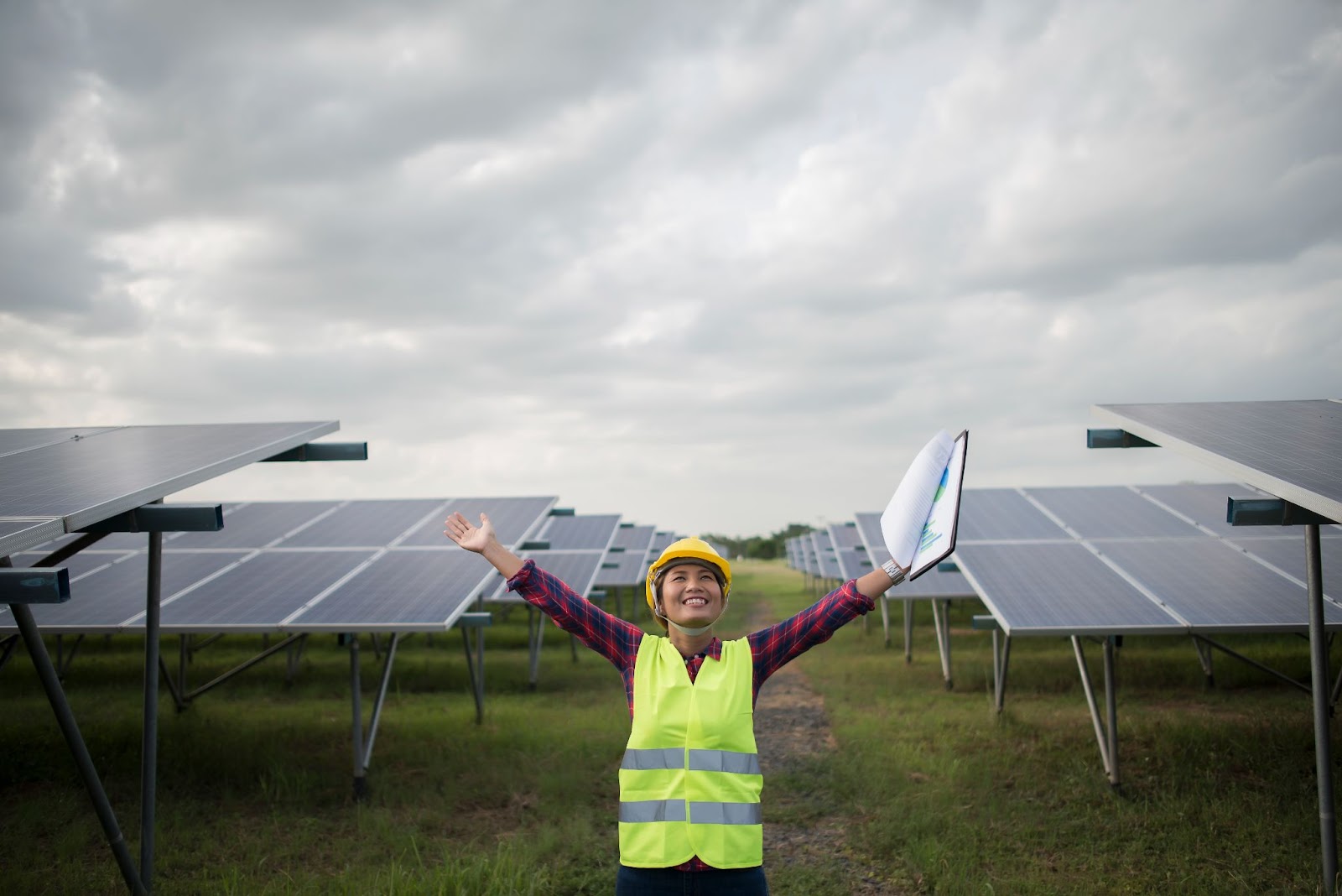 Solar Power Solutions in a field with a supervisor 