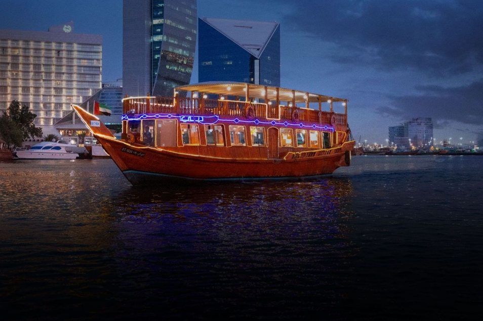 Allure Of Luxurious Cruising