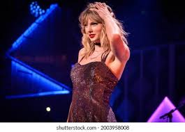 Taylor Swift is comes best singer's list in hollywood