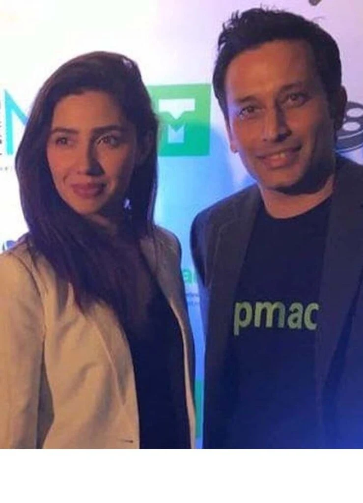 Mahira Khan and Salim Karim are now married!