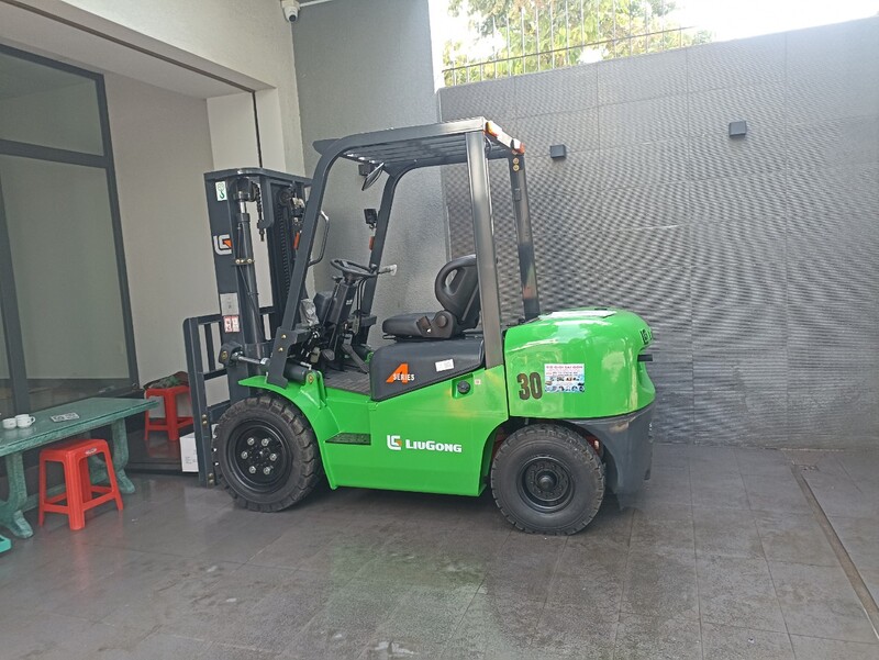 Mua Bán Sửa Chữa Xe Cơ Giới Uy Tín Tại TP.HCM