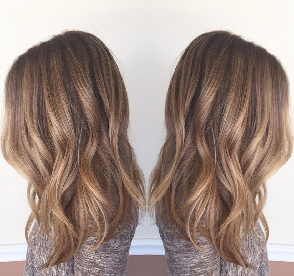 Extremely feminine brunette balayage