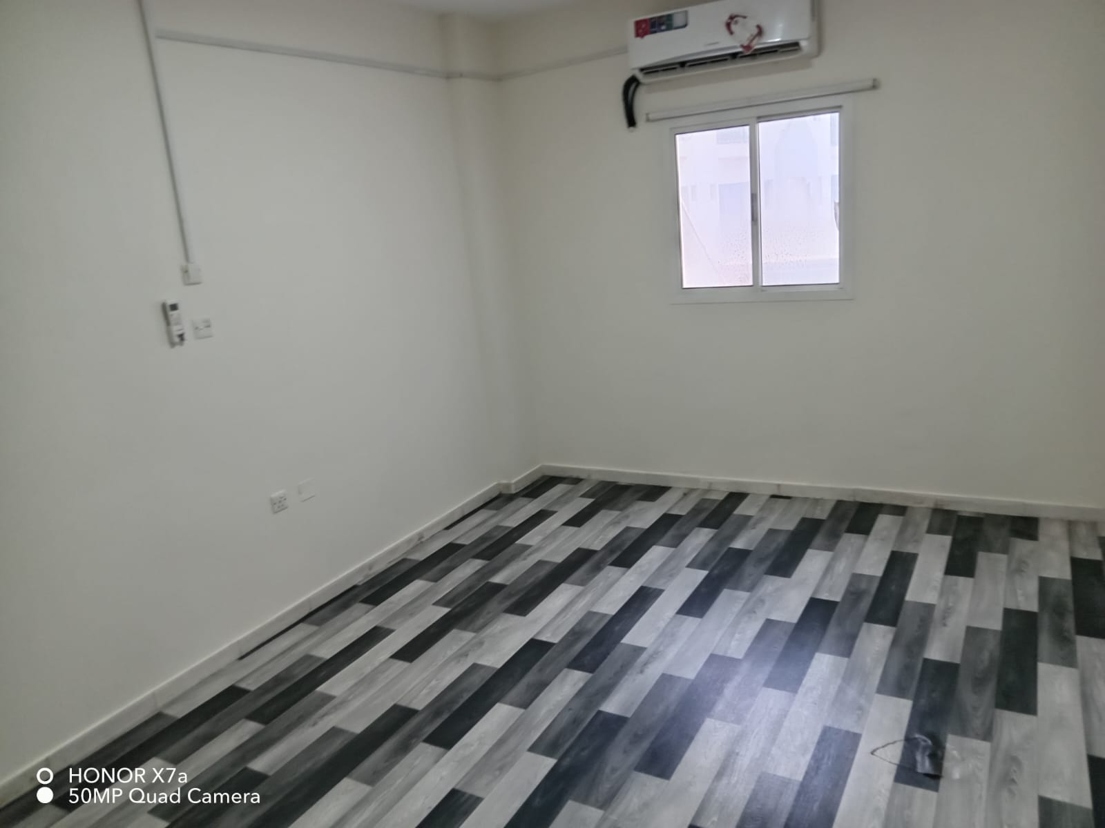 2 Bedroom Unfurnished Apartment - Musheireb, Doha