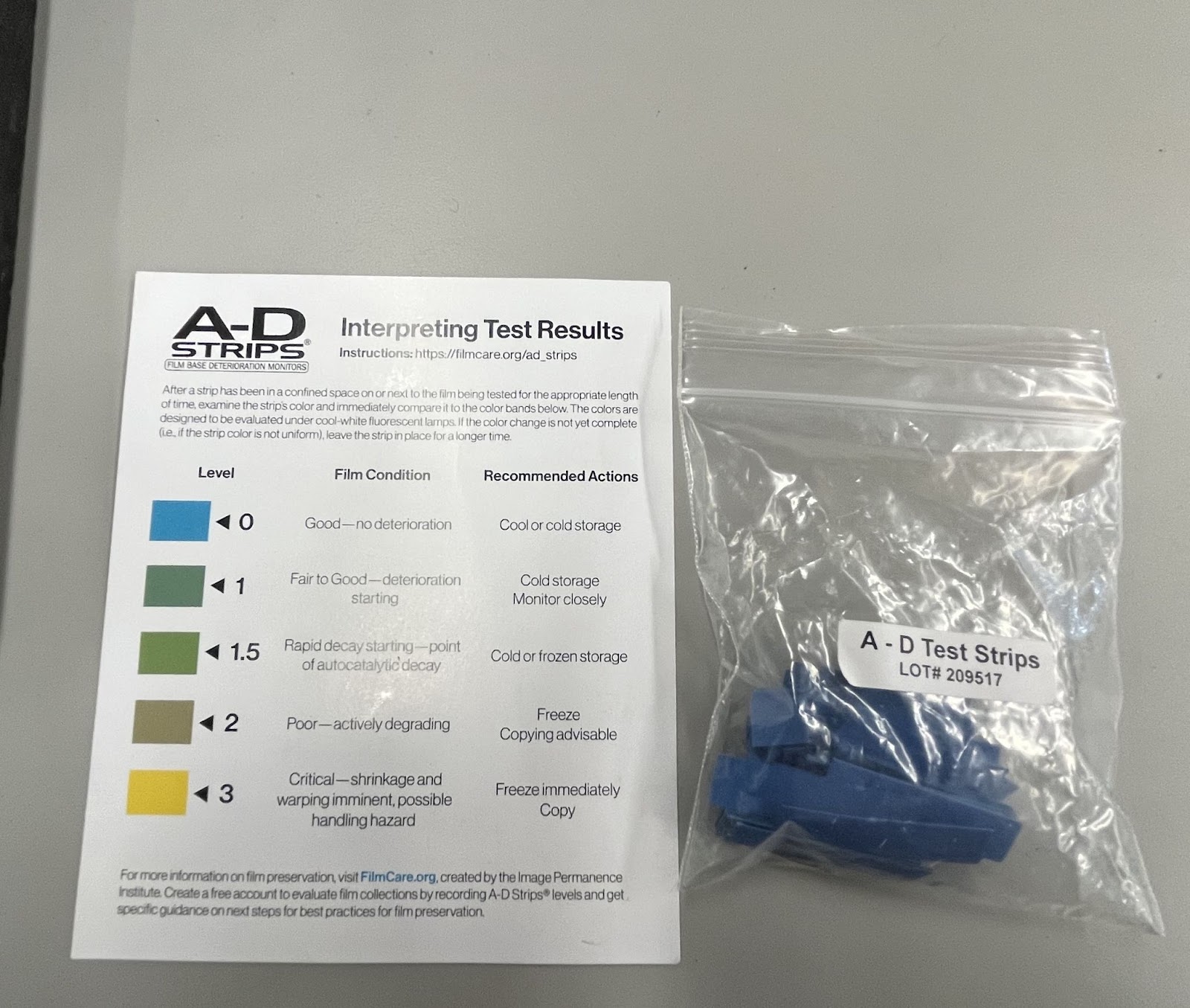 Bag with test strips and sheet "Interpreting Test Results"