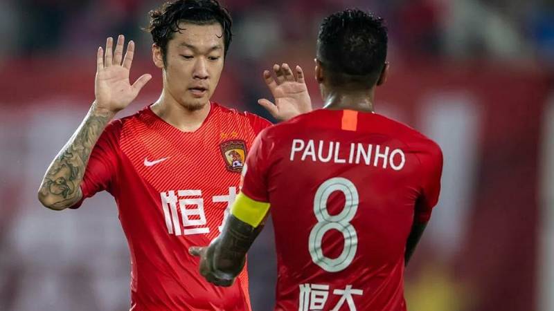 Cầu thủ bóng đá Trung Quốc dự bị ở châu âu: Thực trạng, vấn đề và cơ hội