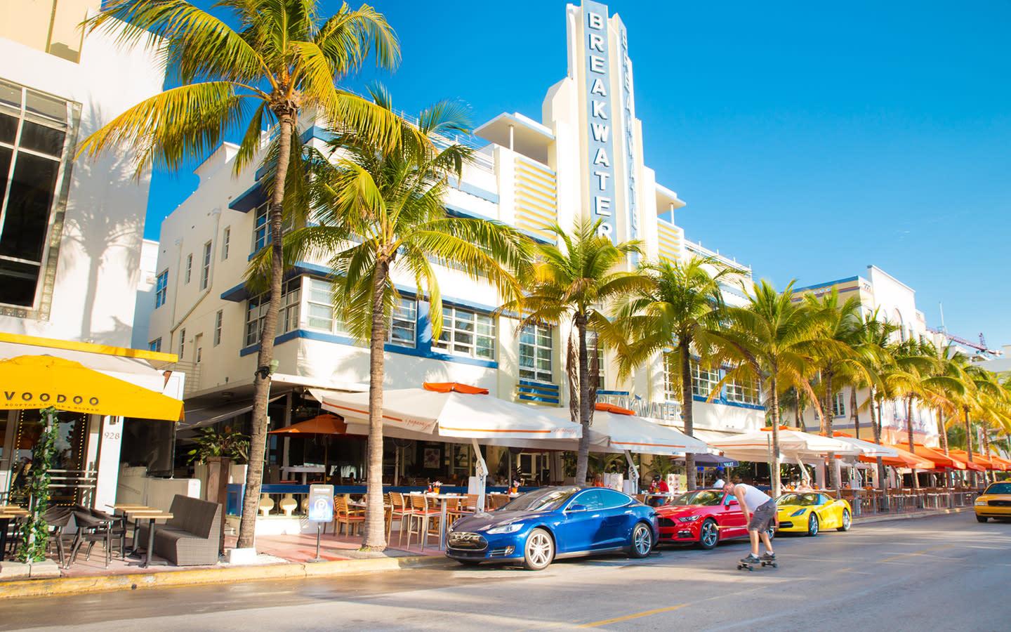 Art Deco Historic District | Greater Miami & Miami Beach