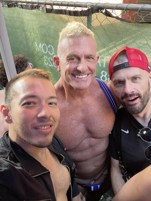 gay muscle daddy Matthew Figata taking a selfie with Max Horn
