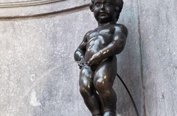 Briuselio simbolis - Besišlapinančio berniuko skulptūra