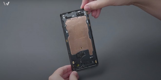 OnePlus 12 : Une Chambre à Vapeur Imposante Dévoilée
