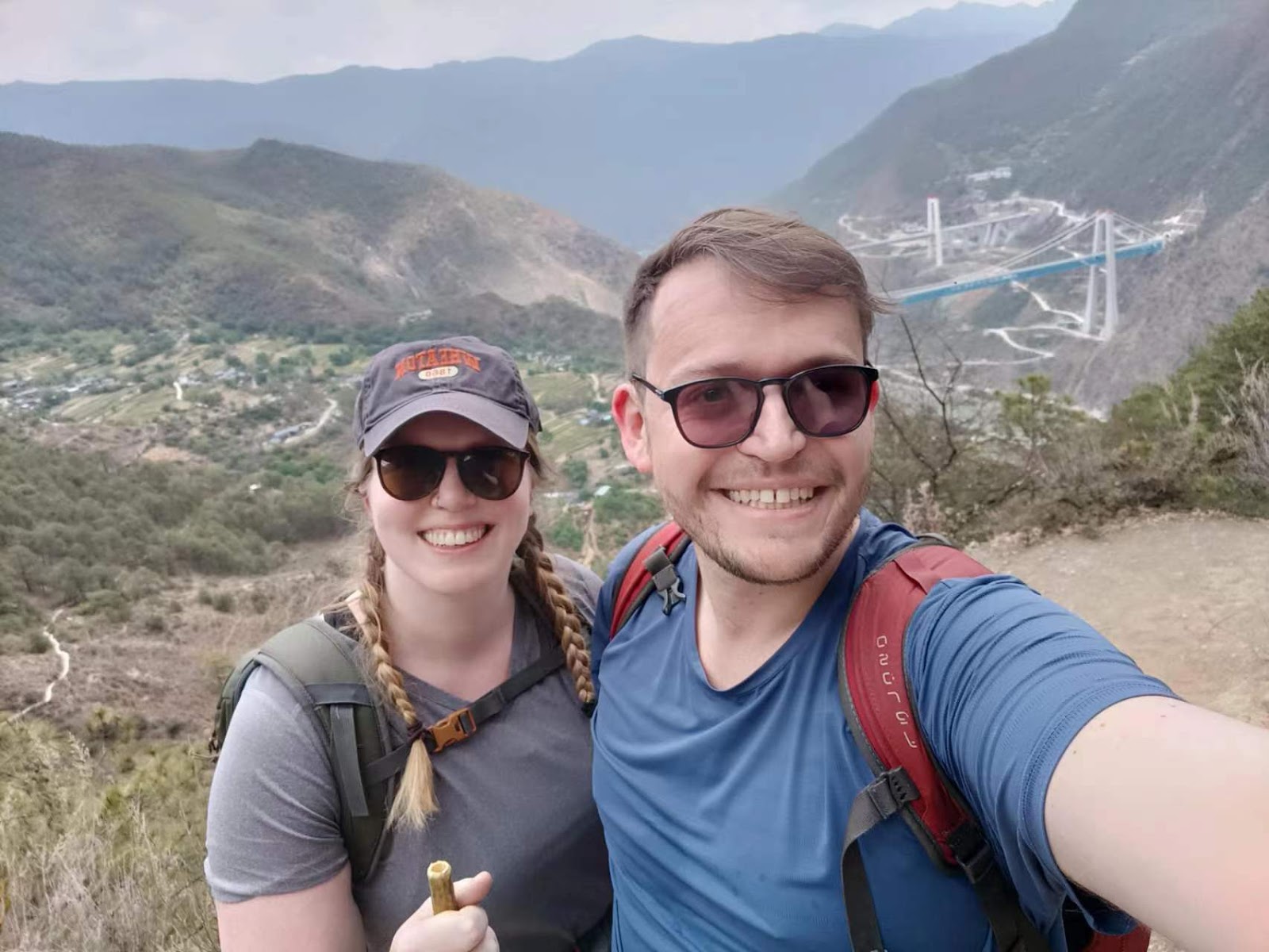 28 Bends, Tiger Leaping Gorge, Hiking, China