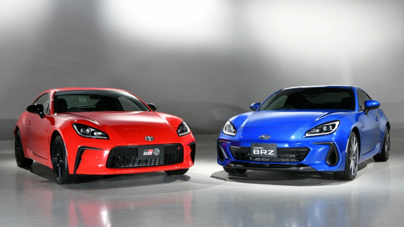 So sánh Subaru BRZ và các đối thủ nặng ký