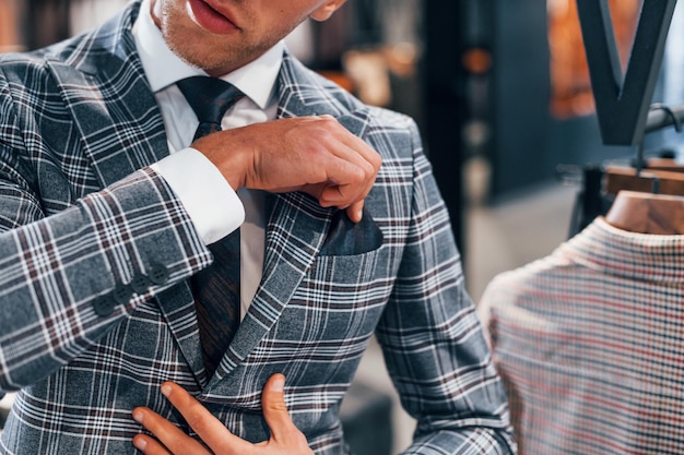Tailored Trends Mens Style Pulse