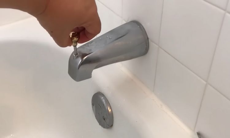 tub spout diverter