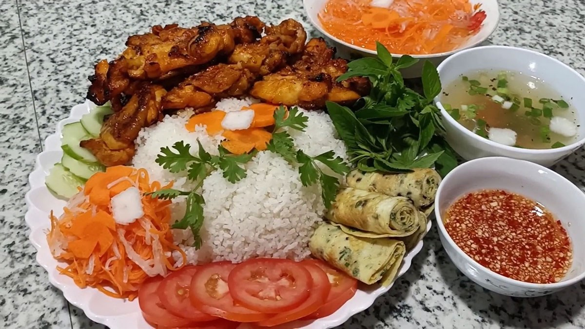 Com Tam (Vietnamese Broken Rice) with chagio