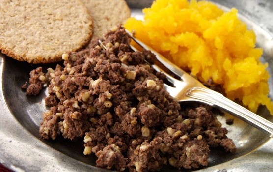 Haggis served with neaps and tatties and oatcakes