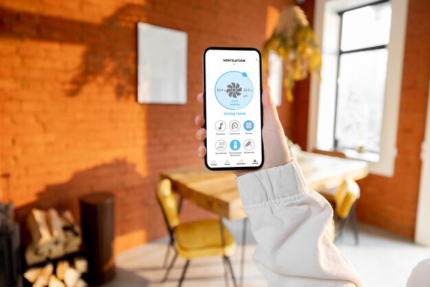 Smart Homes Robot Assistants