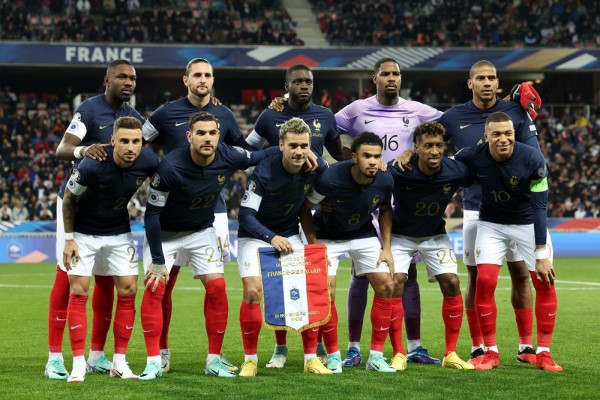 Đội hình Pháp thi đấu Euro có nhiều cầu thủ nổi tiếng 