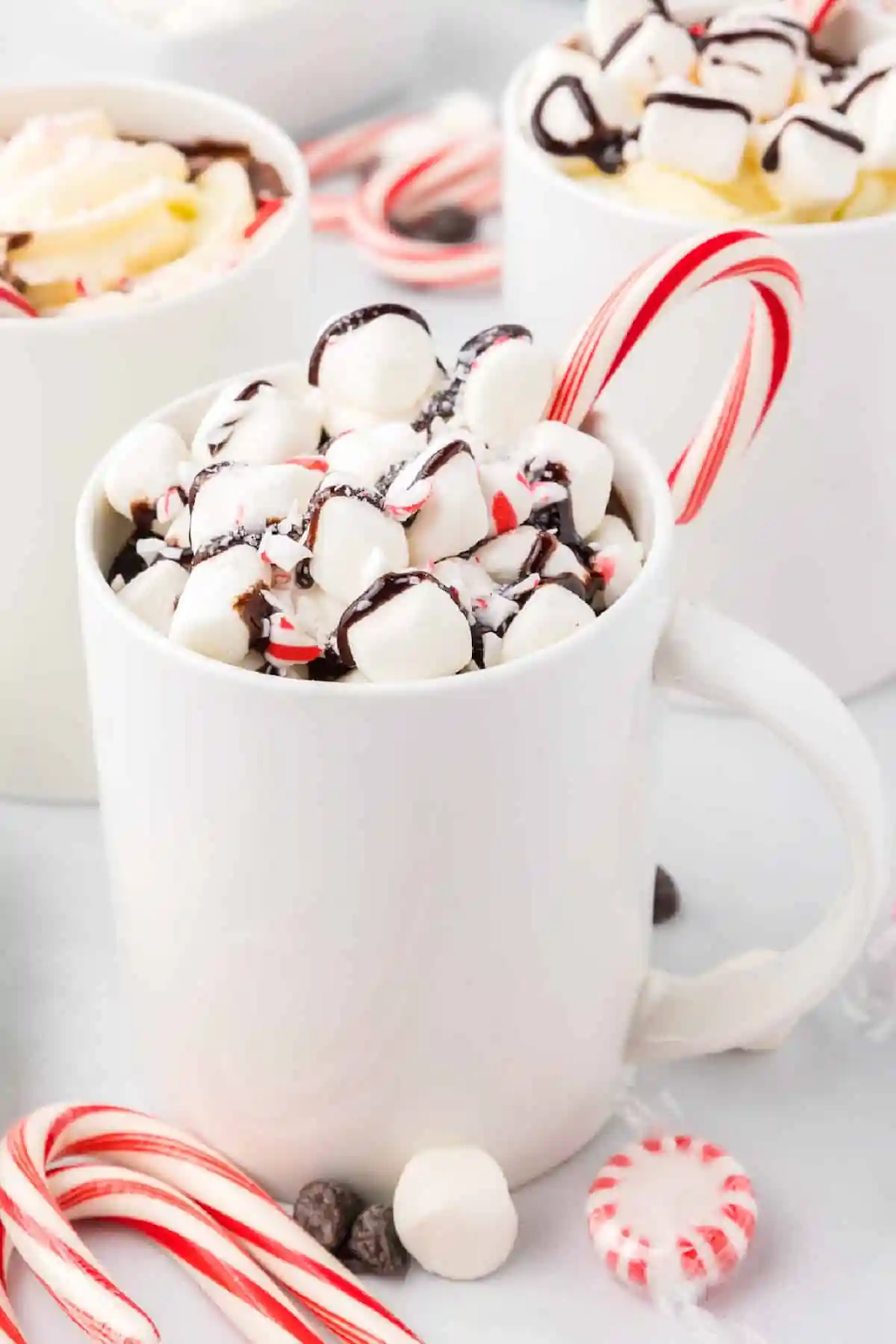 31 Candy Cane Desserts: Sweet Treats for the Holidays