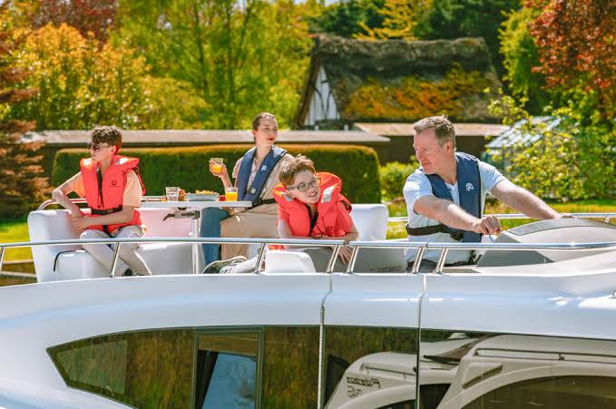 There's no better way to spend your time on the Norfolk broads than with the family. This guide will teach you the ins and outs