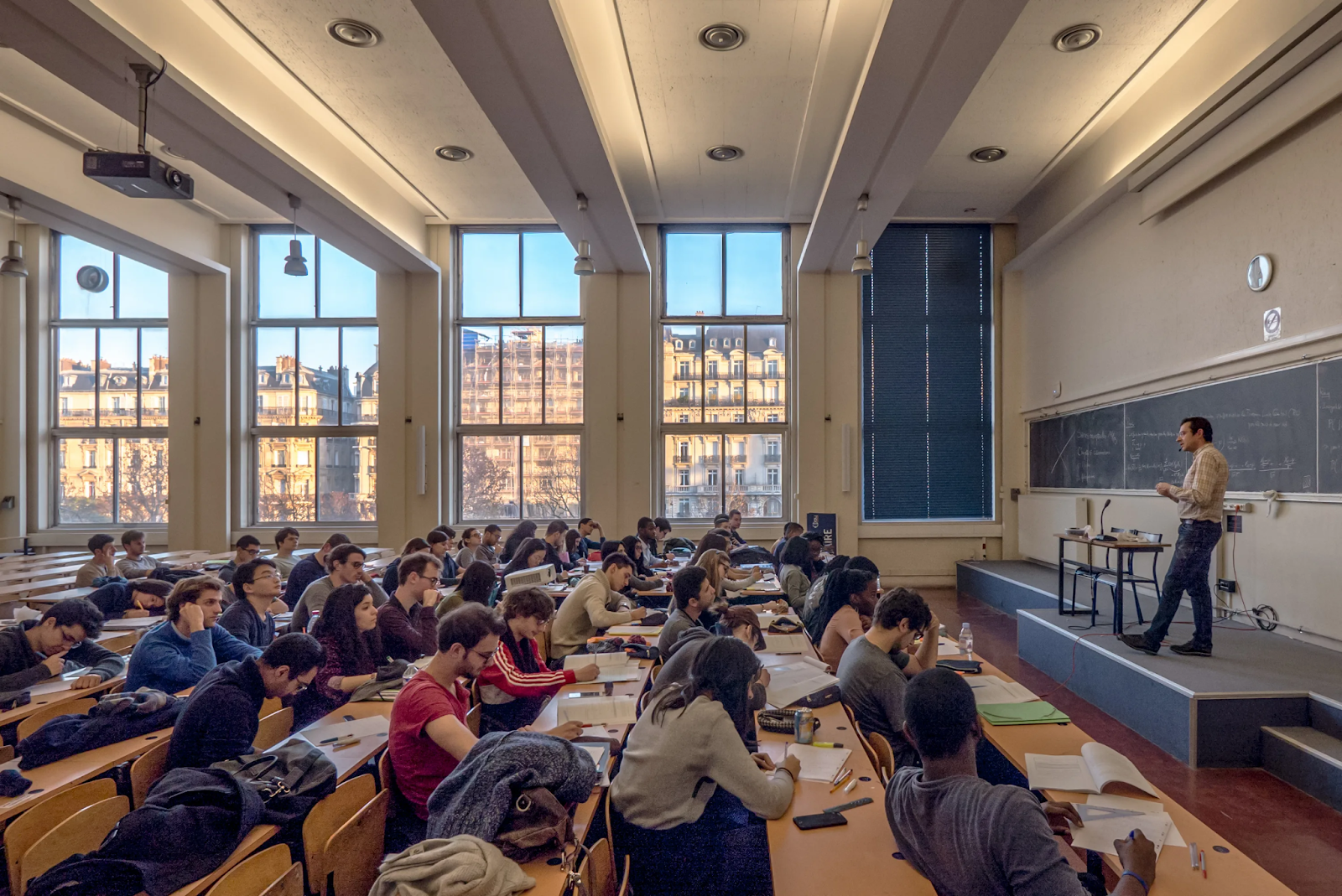 St student. Французский лицей во Франции. Paris Sciences et lettres университет. Образование во Франции университет. Psl университет Париж.