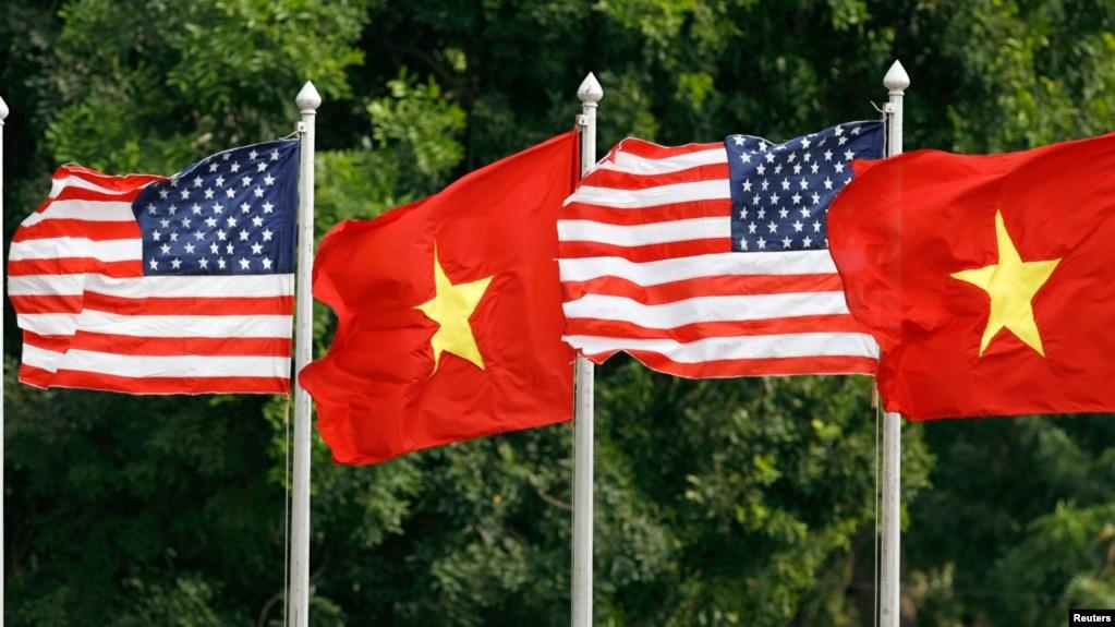 Tiếp theo cột mốc nâng cấp quan hệ song phương lên mức Đối tác Chiến lược Toàn diện, hai phía Việt Nam và Mỹ đang thúc đẩy đưa thương mại song phương lên mức kỷ lục mới.