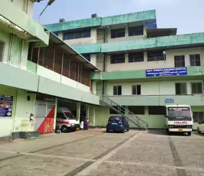 Government DIstrict Hospital, Pallakad