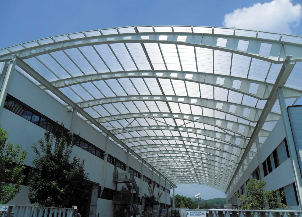 Lưu ý khi thi công lắp đặt tấm lợp lấy sáng composite