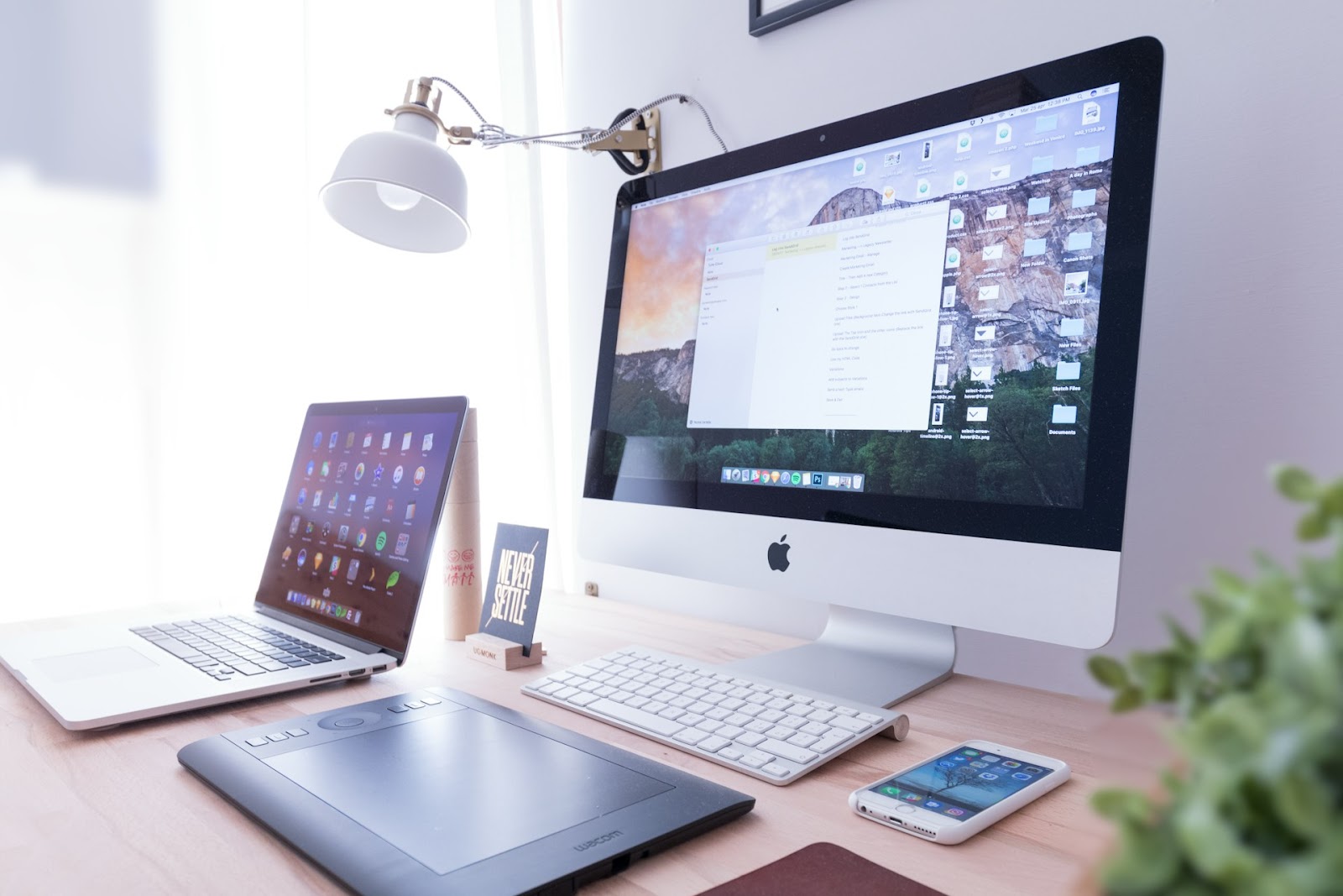 Image of a Computer Desktop and a Laptop