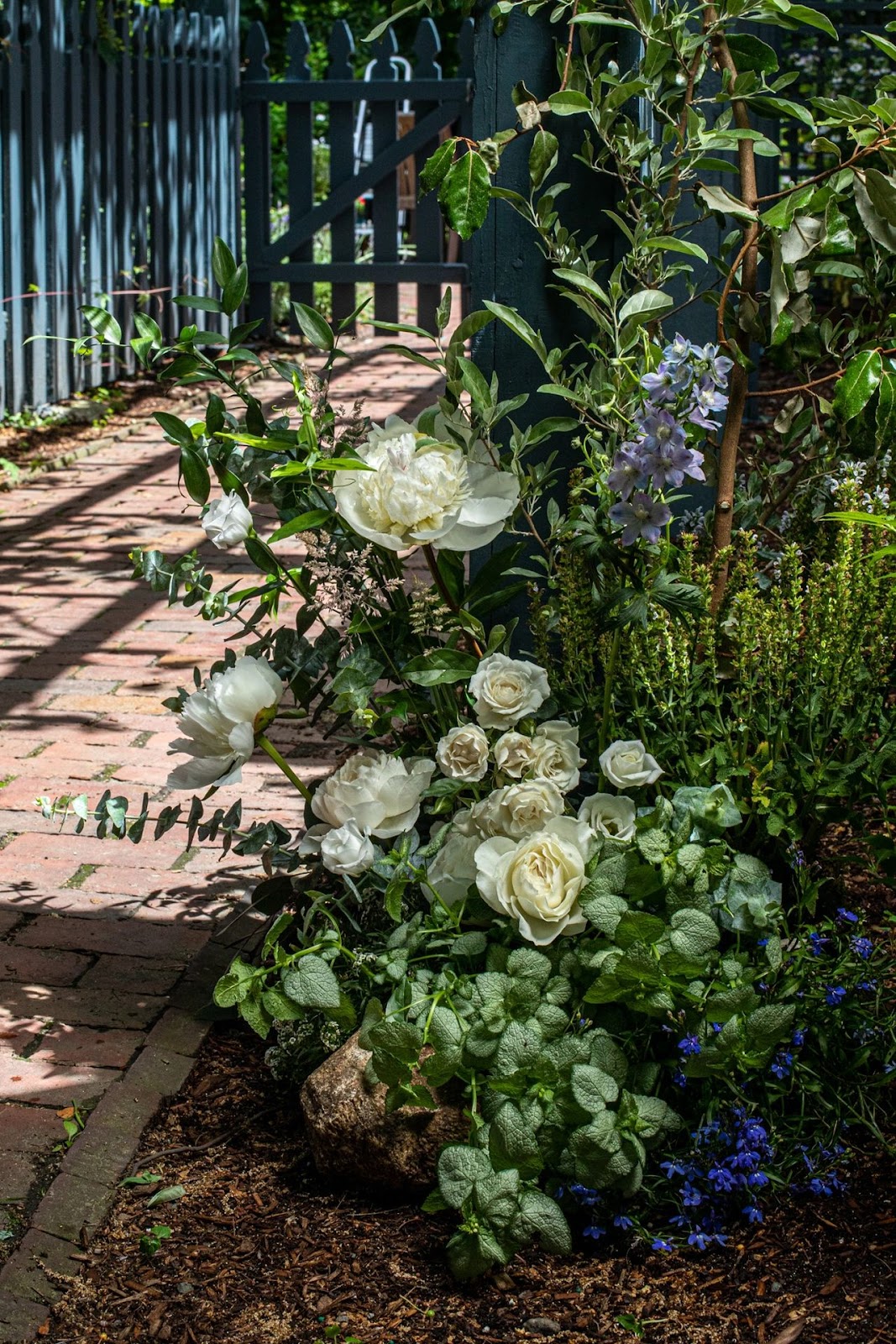 Florals by American Stems                  Erb/Dufault photography