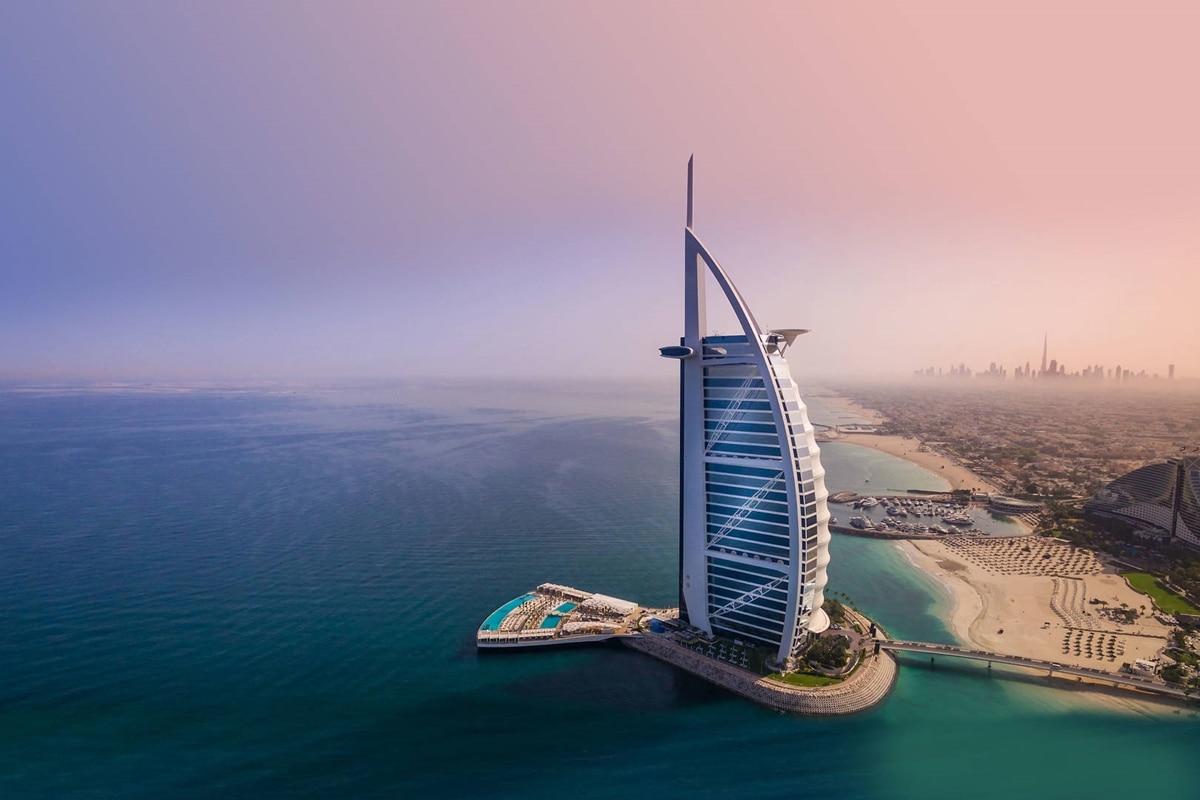 https://cdn.jumeirah.com/-/mediadh/dh/hospitality/jumeirah/hotels/dubai/burj-al-arab-jumeirah/old-content/hero/burj-al-arab-profile-exterior_6-4_landscape.jpg?h=800&w=1200&modified=20211124061953