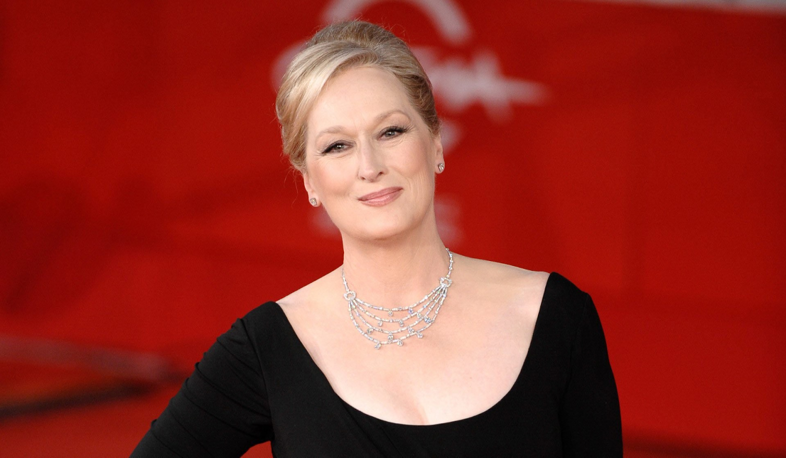 Meryl Streep Net Worth 2023: How Rich Is The Actress?