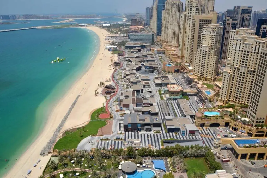 QE02OzgNYQJV86NiD0zw5GMrVfIrU9TlM oeZHh1y8VMTT5ueC UylvxoWhtGvzGIHUVLoLe BFvCNQC Events in Dubai Sports Dubai Racing Club Stable Tours