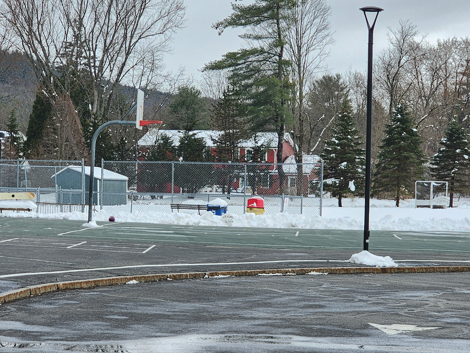 RMS grounds with snow