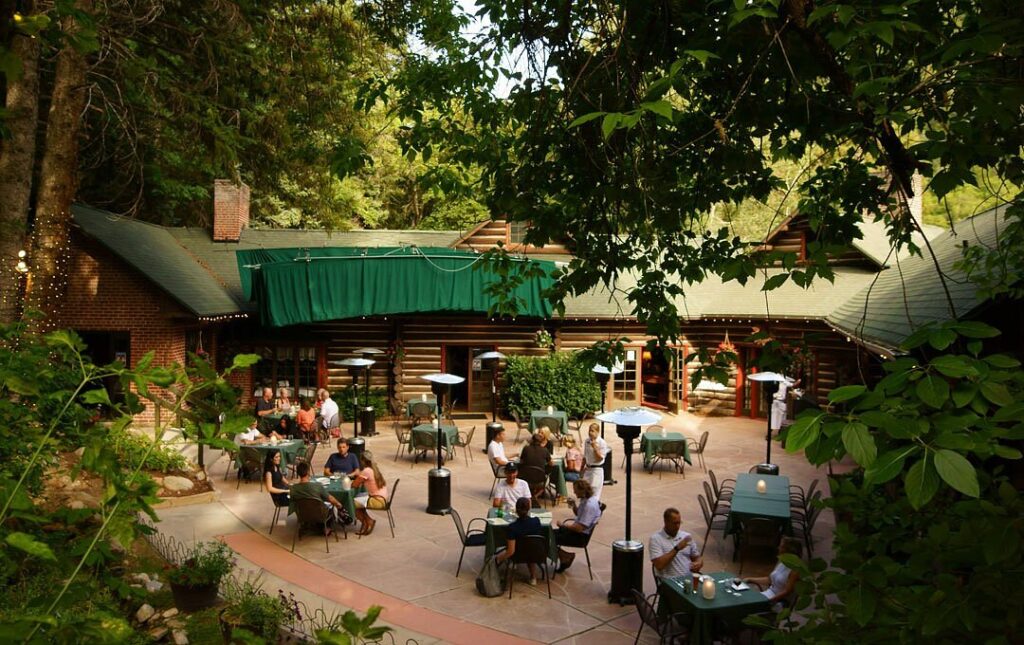 patio dining, waterfall, log haven, Utah, family reunion location