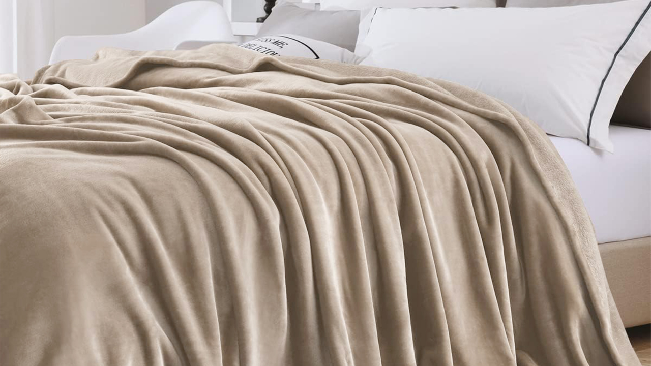 Hotel Blankets