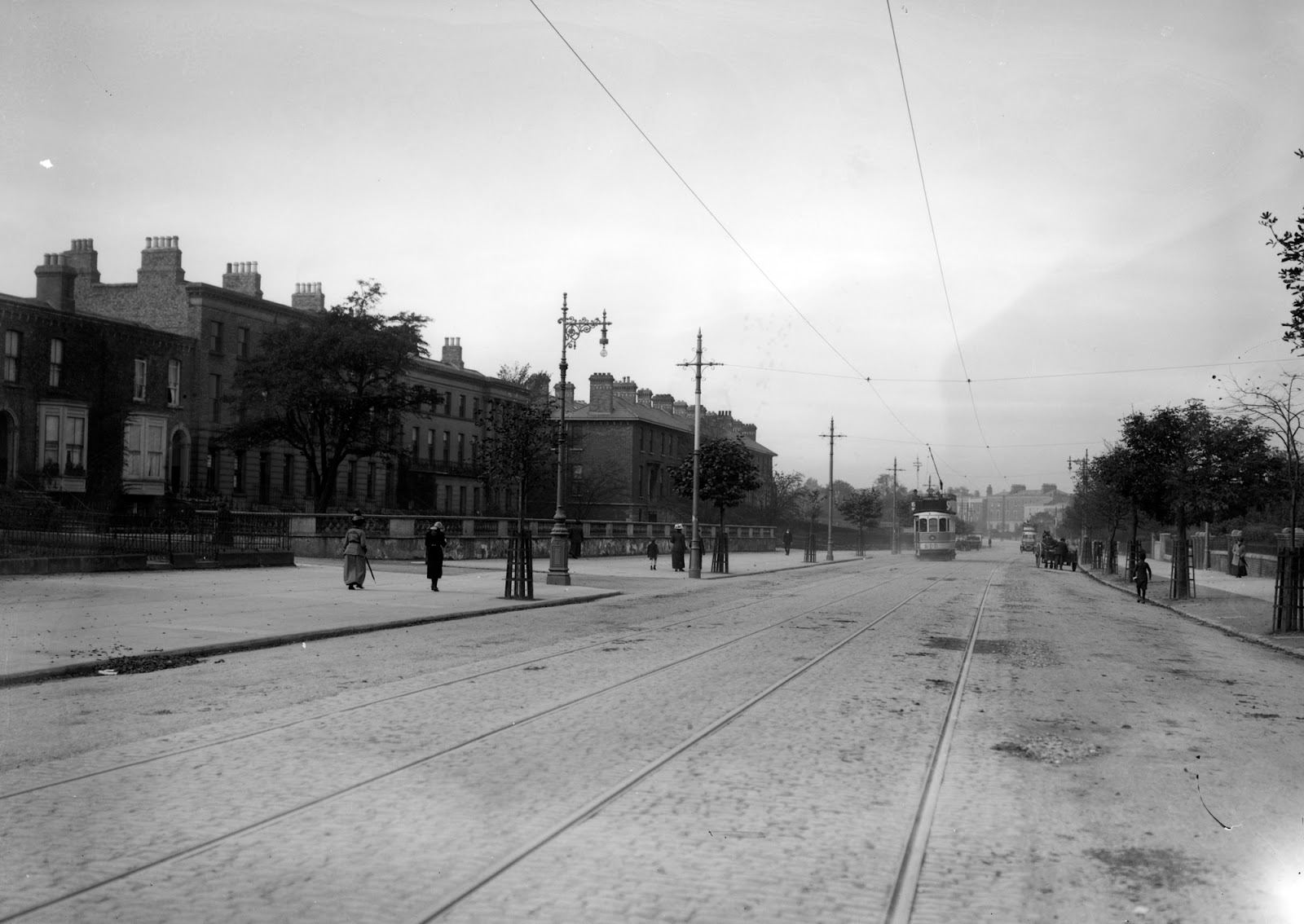 A black-and-white photograph of the Morehampton Road in Donnybrook, where the crash that involved Francis O'Donohoe occurred.