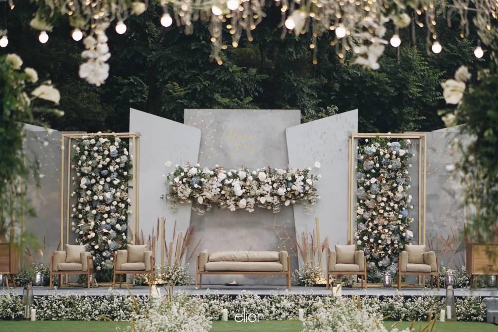ethernal wedding stage decorations idea