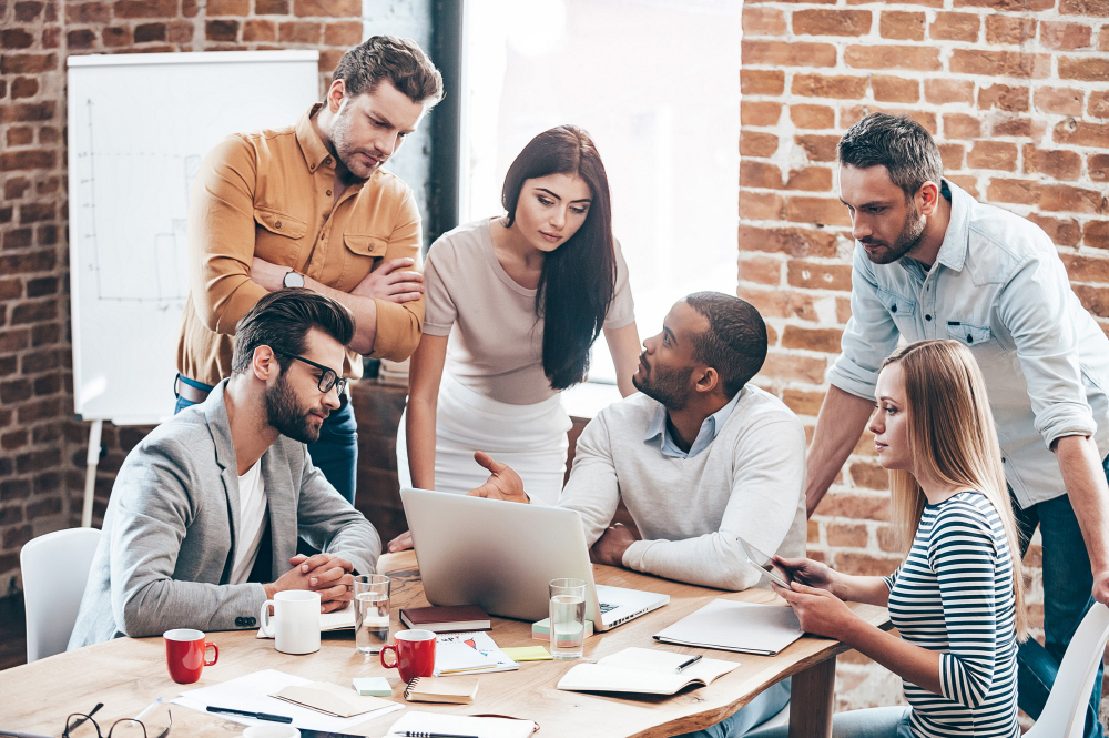 Building Strong Teams: Effective Team Building Strategies for the Workplace