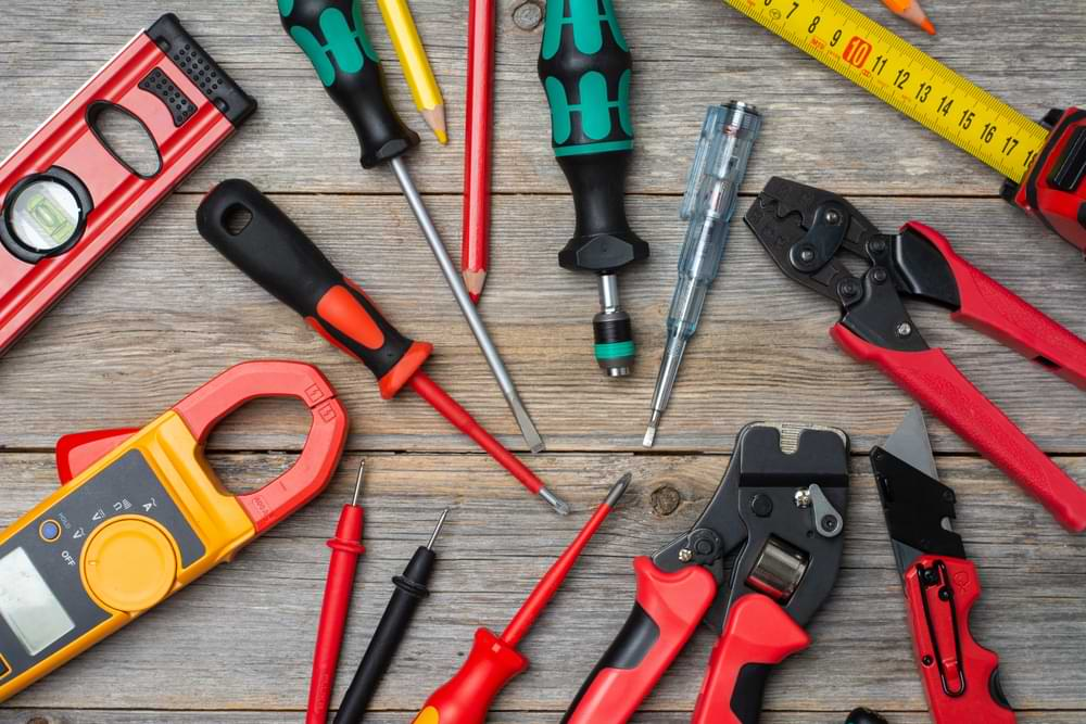 Essential Electrical Troubleshooting Tools for Small Teams