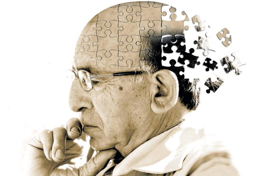 Cuáles son los síntomas iniciales de la enfermedad de Alzheimer?