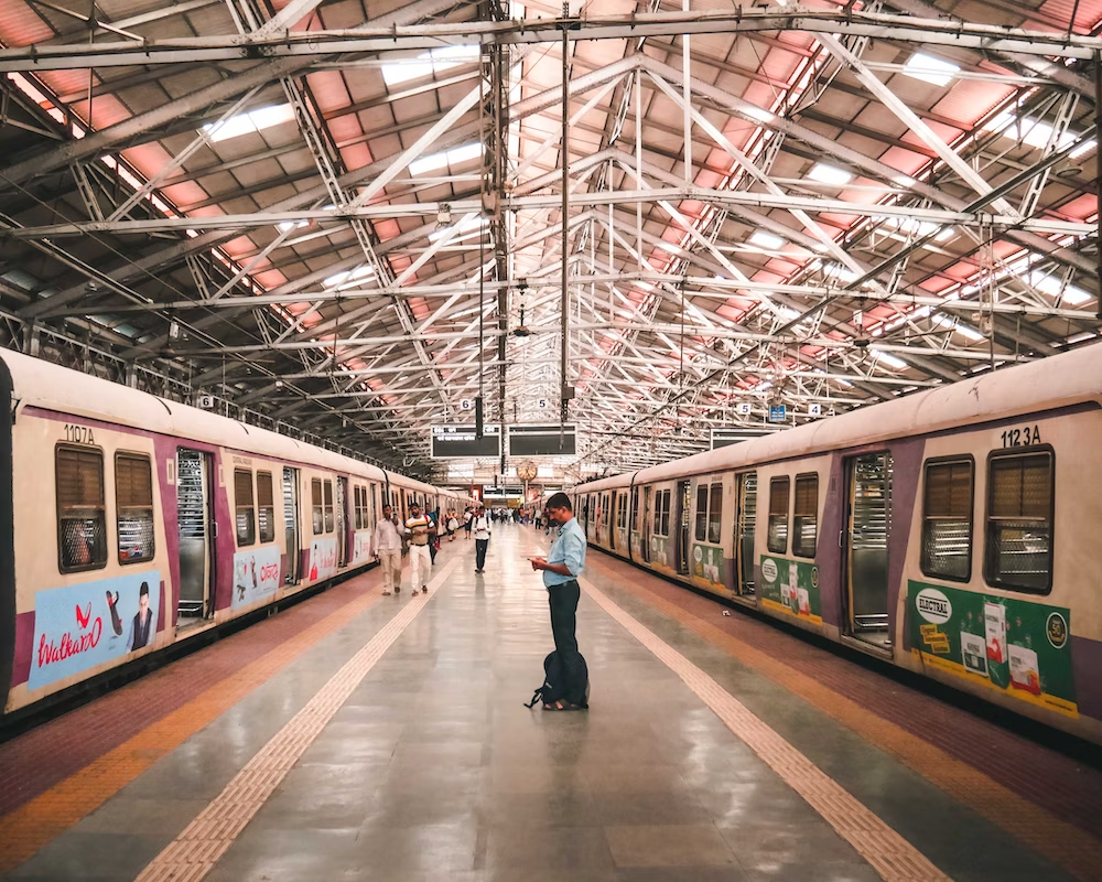 thane railway station