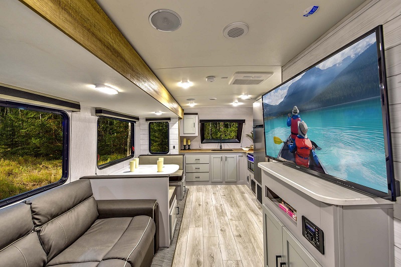 10 Best Travel Trailers for Half-Ton Trucks For 2024 Heartland North Trail 26FKDS interior