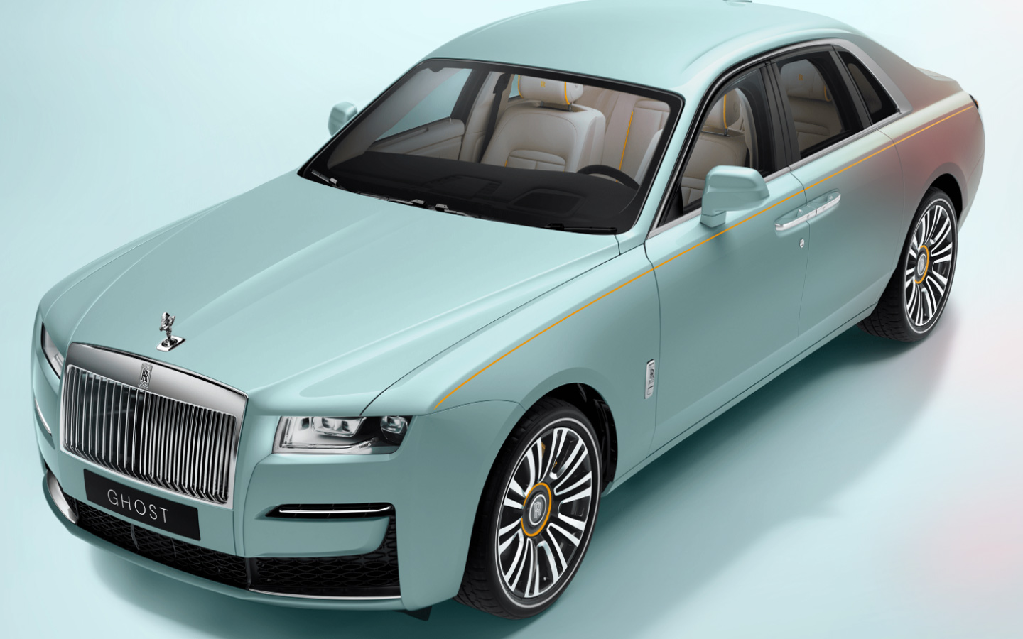 Here is All You Need To Know About New Rolls-Royce Ghost