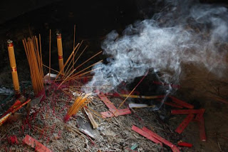 Burning incense sticks Burning incense sticks Lingyin temple in Hangzhou, China fire plow method of making fire stock pictures, royalty-free photos & images