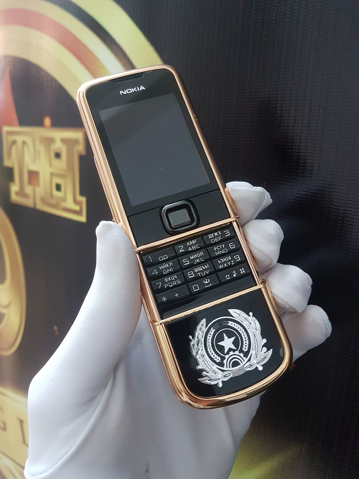 NOKIA 8800 VÀNG HỒNG SAPPHIRE ĐEN BẢN QUỐC HUY